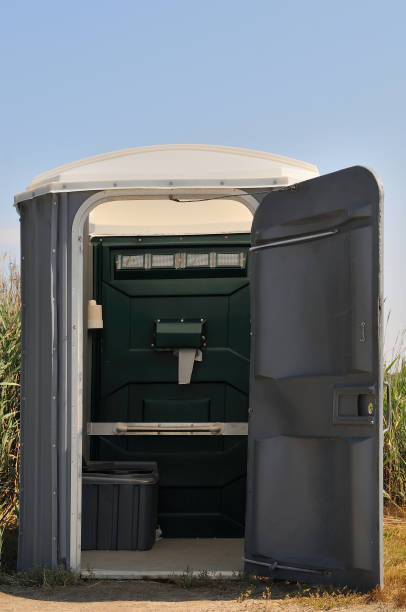 Best Porta potty rental near me  in Eaton Estates, OH