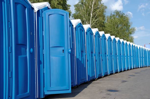 Best Portable restroom trailer rental  in Eaton Estates, OH